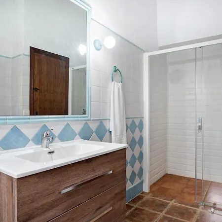 Mendoza * Conil De La Frontera